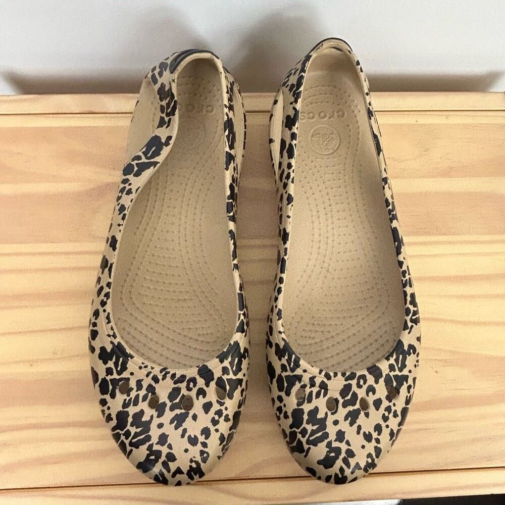 Women’s Crocs Size 10 Kadee Animal Print Leopard Slip-on Ballet Flat Shoes - Picture 5 of 9